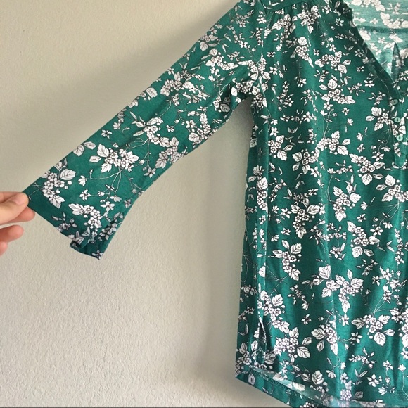 Green floral blouse - Picture 4 of 5
